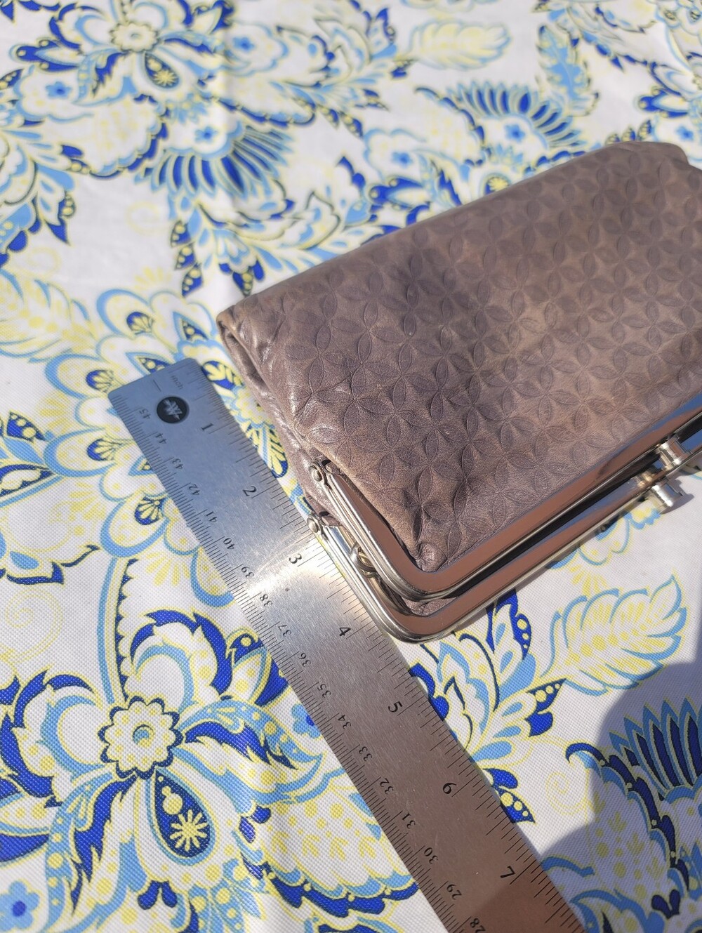 Hobo Lauren Double Frame Leather Clutch - Picture 9 of 12